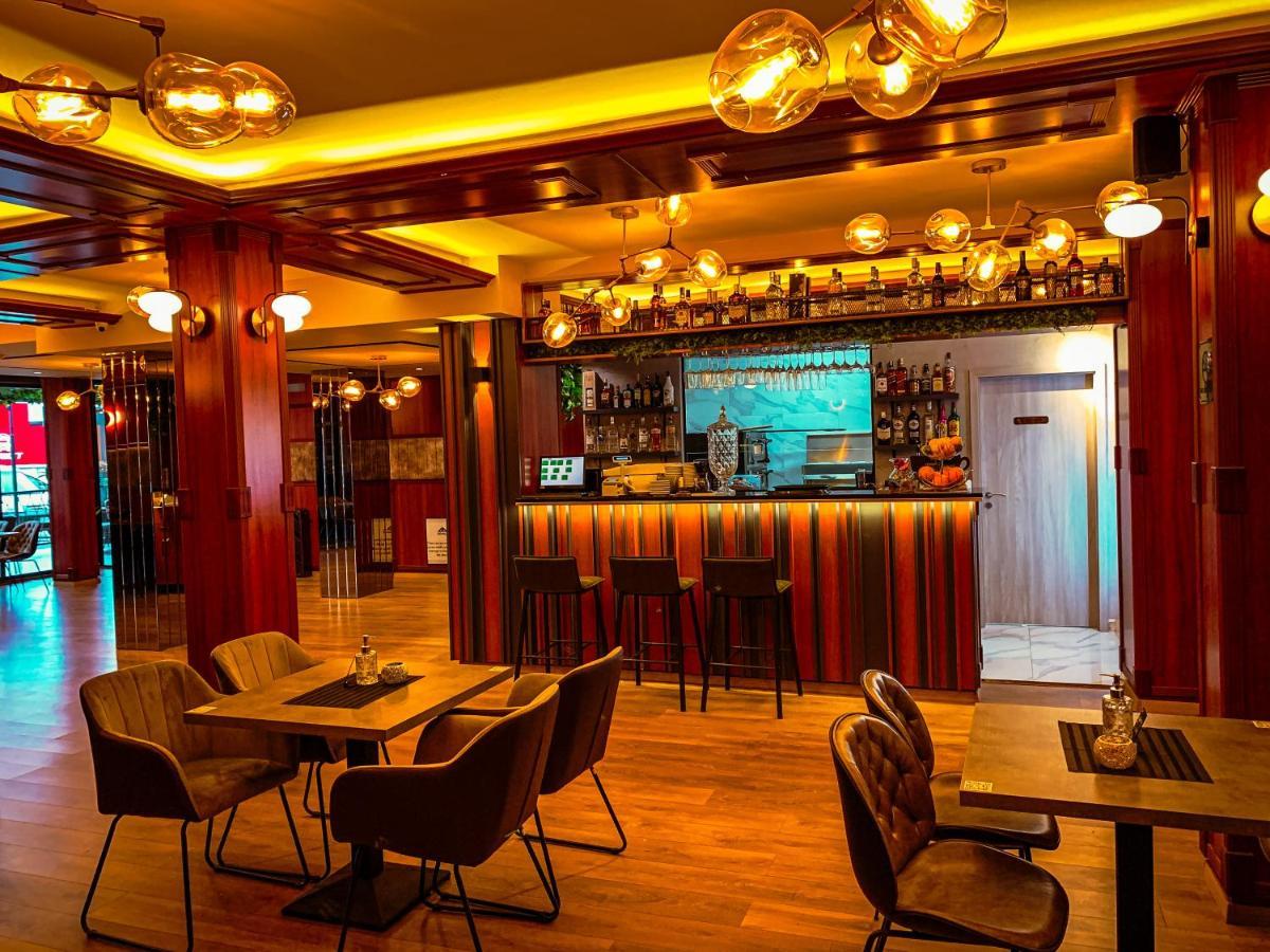 Hotel Driada Gjakova Eksteriør billede