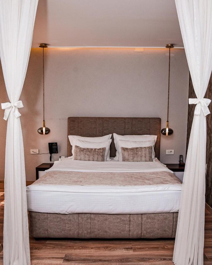 Hotel Driada Gjakova Eksteriør billede